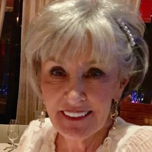 Meet your Posher, Deborah